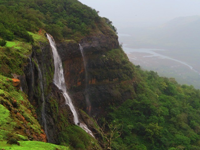 10 Monsoon Treks Near Mumbai