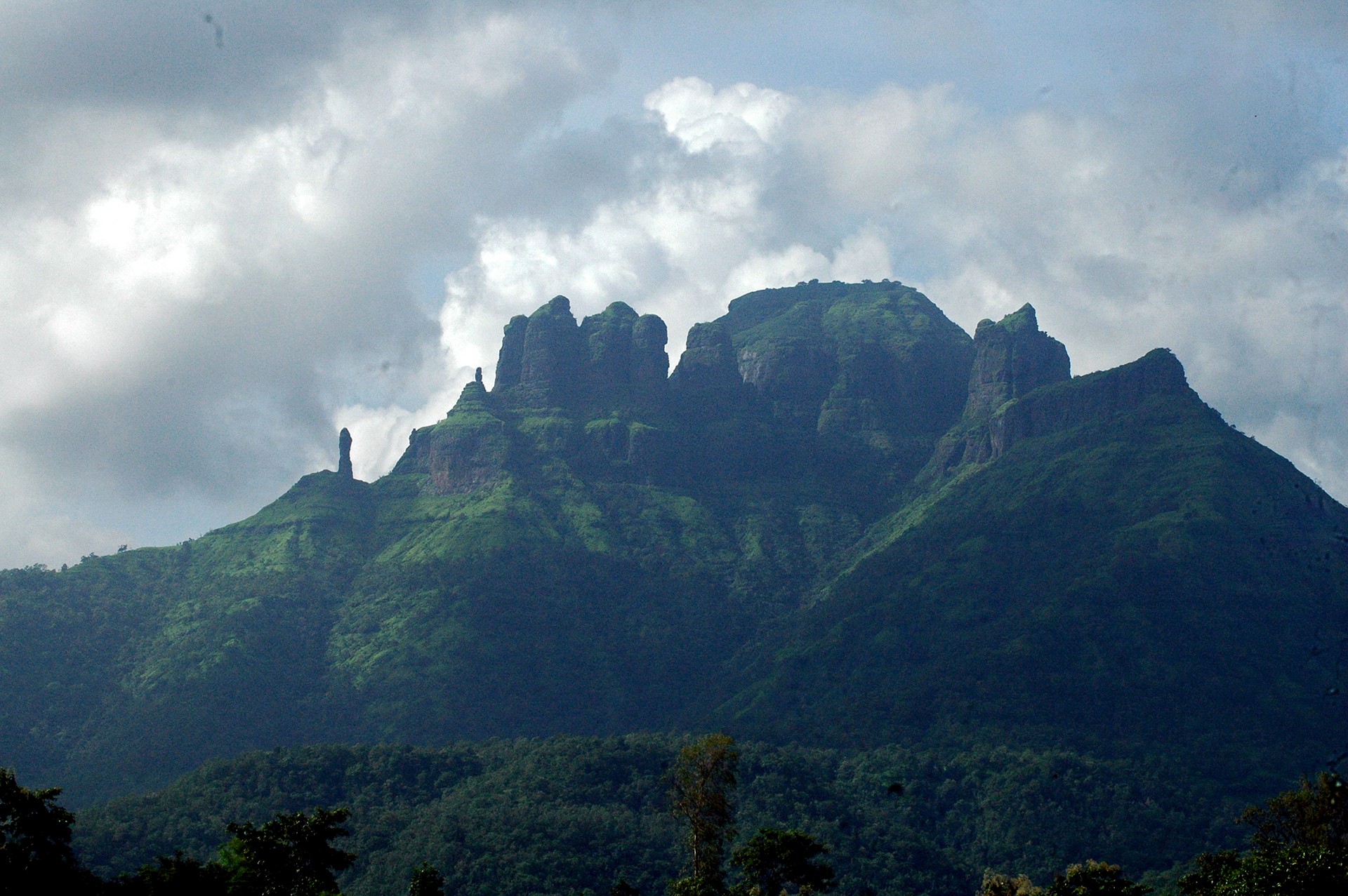 Mahuli fort